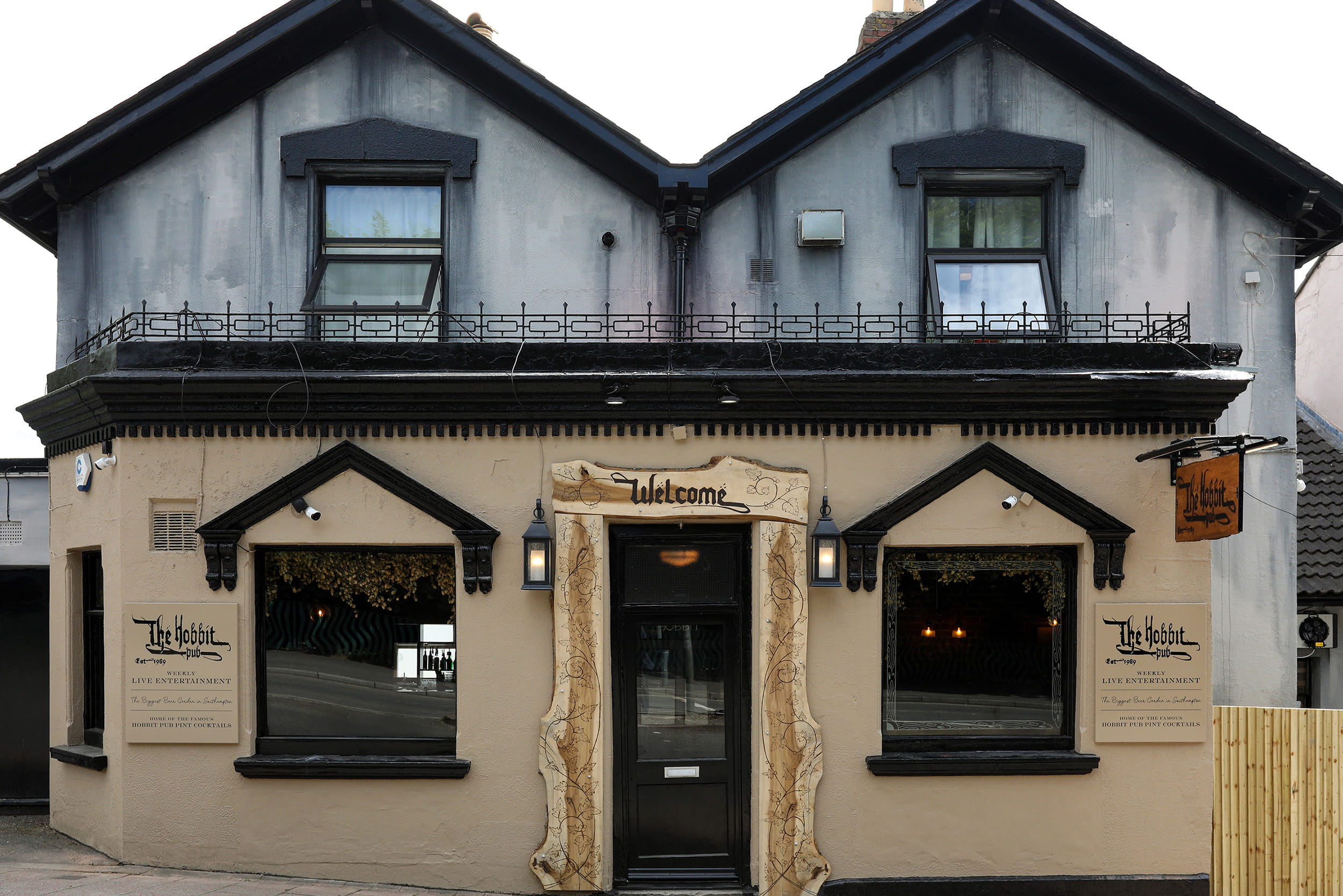 Alternative pubs undertakes £600,000 fantasy-themed revamp with star
